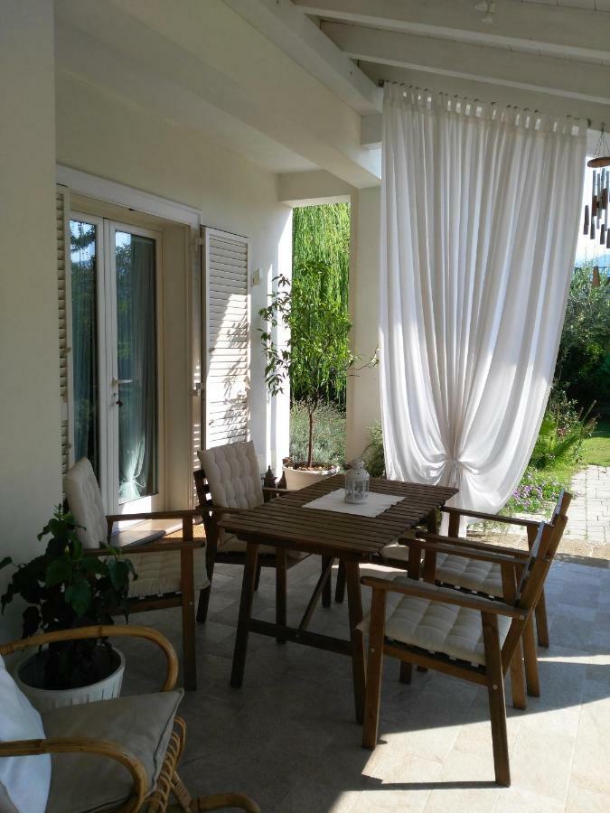 I Salici Villa Marina di Massa Exterior photo